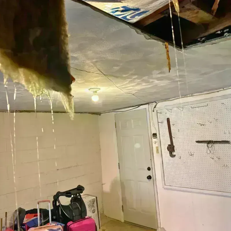 Before and after water damage restoration in Conneaut, OH